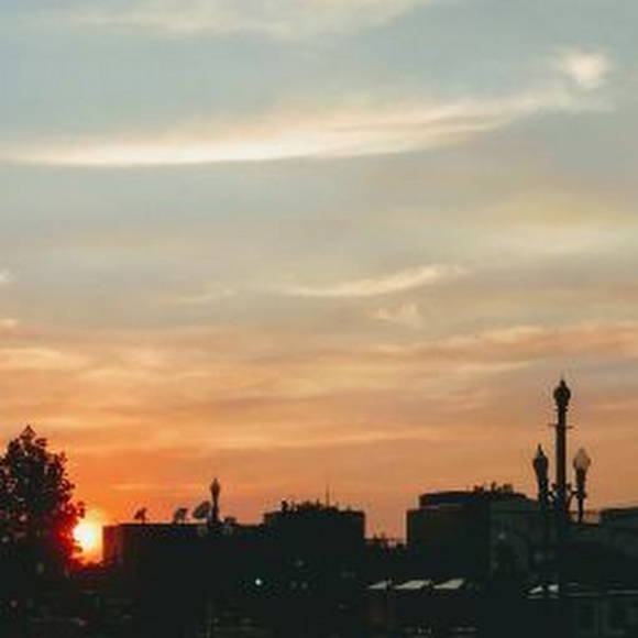 Meet your Posher, Jessica - Picture 1 of 1